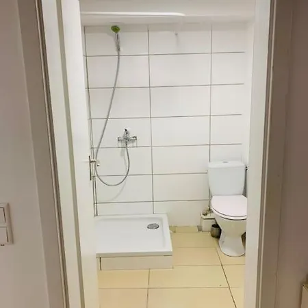 Souterrain Budget アパート